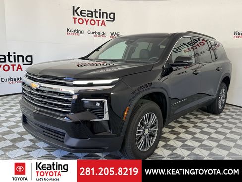 Used 2026 Chevrolet Traverse LT image 9