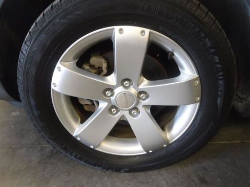 Used 2012 Chevrolet Captiva Sport LS FWD image 17