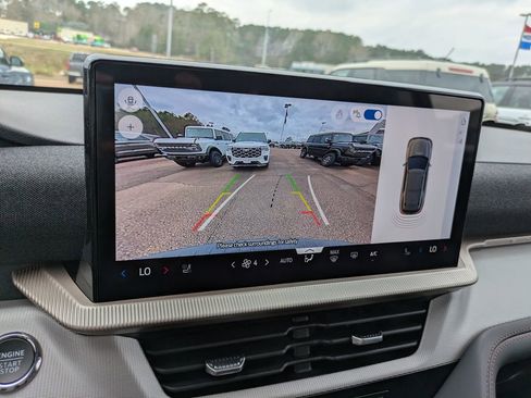 New 2026 Ford Explorer Active w/ Active Comfort Package image 19