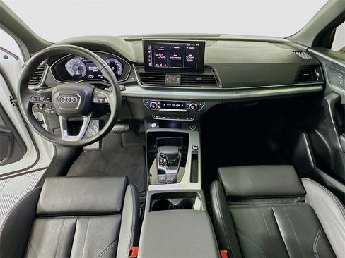 Certified 2024 Audi Q5 2.0T Premium w/ Summer of Audi Package image 3