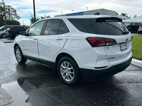 Certified 2024 Chevrolet Equinox LS w/ LS Convenience Package FWD image 7