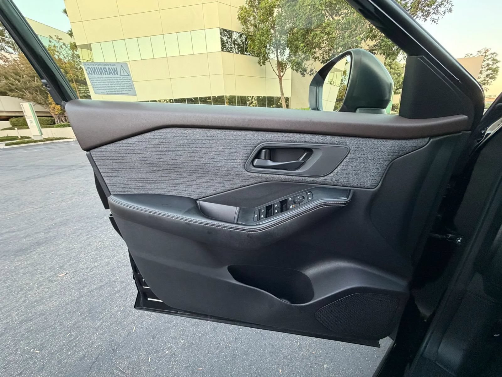 Used 2021 Nissan Rogue S FWD image 24
