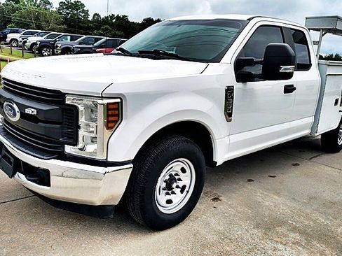 Used 2019 Ford F350 XL w/ XL Value Package RWD image 5