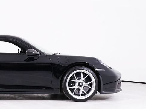 Used 2024 Porsche 911 GT3 RWD image 15