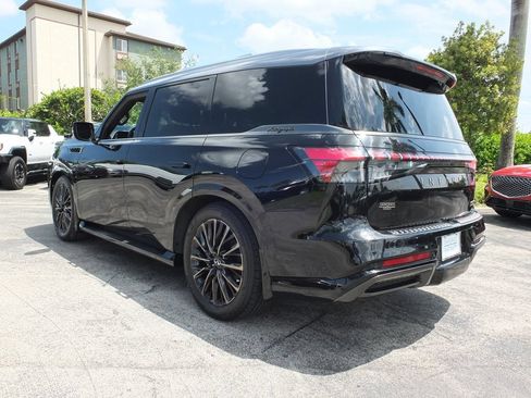 Used 2025 INFINITI QX80 Autograph w/ Autograph Exterior Package AWD/4WD image 16