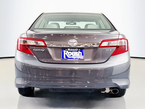 Used 2013 Toyota Camry XLE FWD image 6