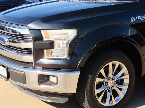 Used 2016 Ford F150 Lariat image 3