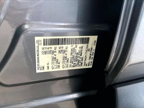 Used 2023 Nissan Rogue S AWD/4WD image 28
