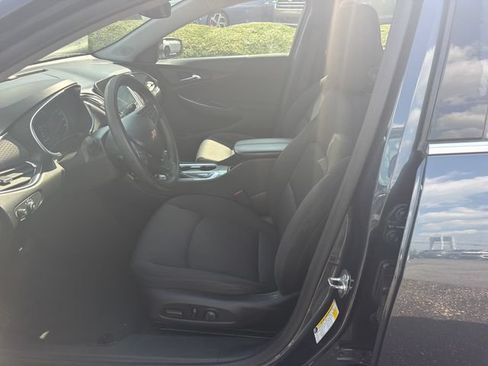 Used 2020 Chevrolet Malibu LT FWD image 9