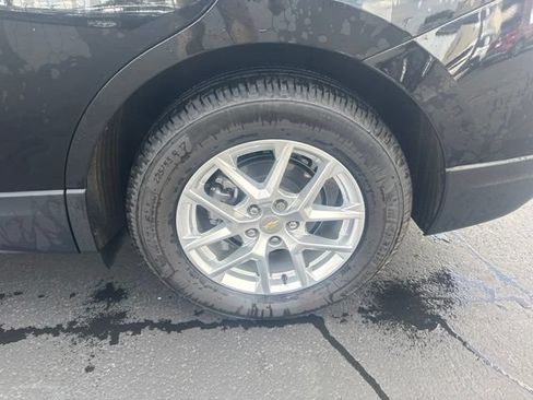 Certified 2022 Chevrolet Equinox LT FWD image 11