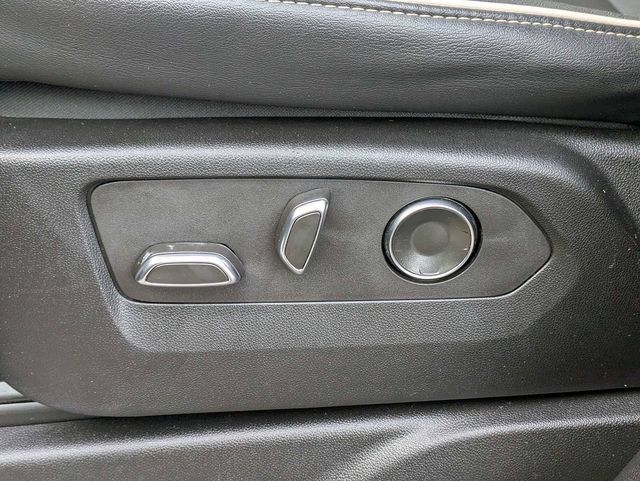 Certified 2024 Cadillac Escalade Sport AWD/4WD image 21