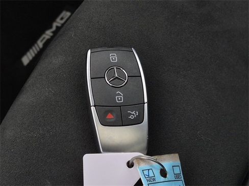 Certified 2025 Mercedes-Benz GLA 250 image 35