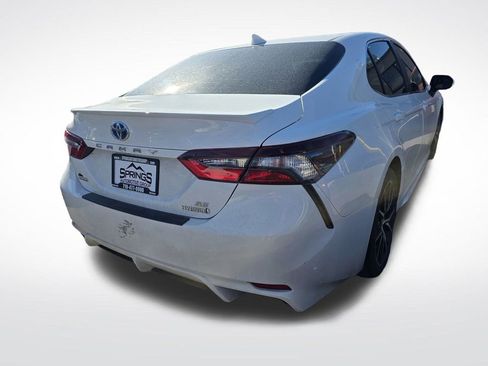 Used 2024 Toyota Camry SE w/ Audio Upgrade Package image 5
