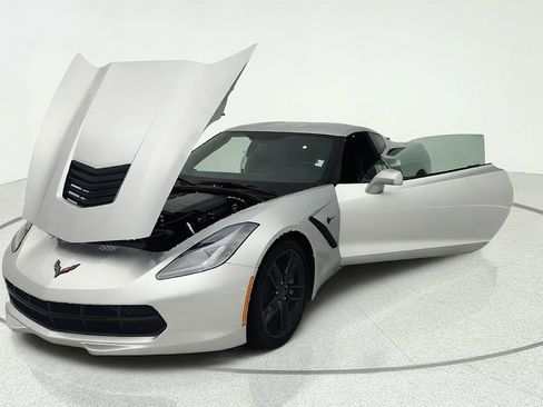 Certified 2019 Chevrolet Corvette Stingray Coupe w/ Carbon Flash Badge Package RWD image 26