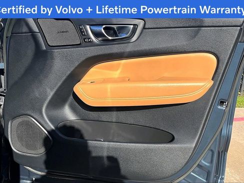 Used 2022 Volvo XC60 B5 Inscription w/ Protection Package Premier image 24
