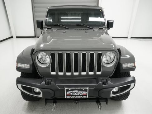 Used 2021 Jeep Wrangler Unlimited Sahara AWD/4WD image 2