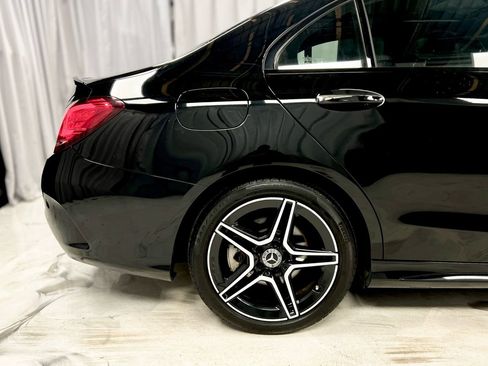 Used 2019 Mercedes-Benz C 300 4MATIC Sedan image 12