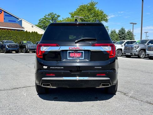 Used 2023 GMC Acadia Denali w/ Denali Ultimate Package AWD/4WD image 8