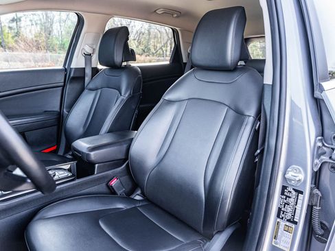 Used 2023 Kia Sportage EX image 19