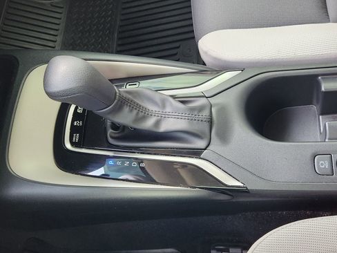 Used 2024 Toyota Corolla LE image 24