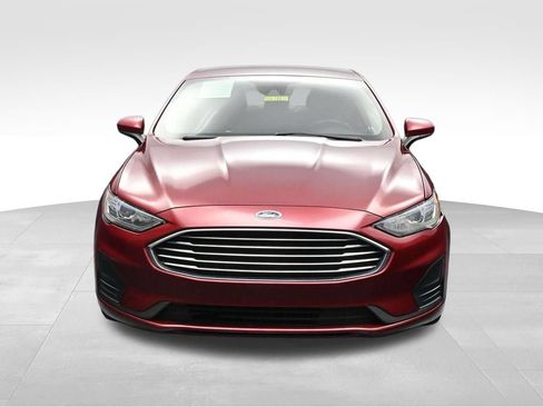 Used 2019 Ford Fusion SE FWD image 8