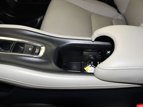 Used 2022 Honda HR-V EX-L image 32