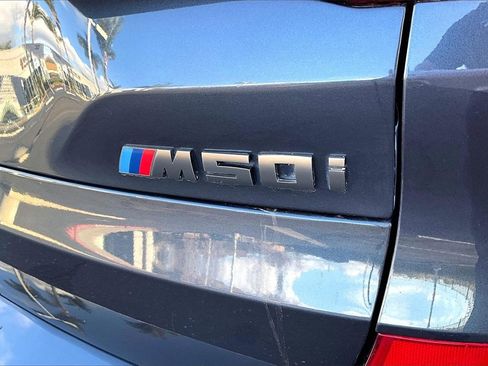 Used 2020 BMW X5 M50i w/ Premium Package image 28