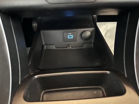 Used 2018 Ford Fusion S w/ Equipment Group 101A image 39