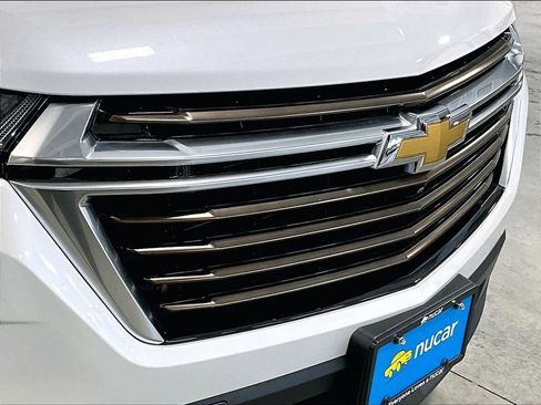 Used 2023 Chevrolet Traverse High Country AWD/4WD image 33