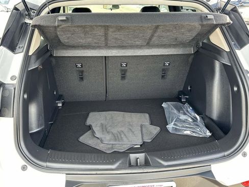 Used 2023 Buick Encore GX Select w/ Safety Package II image 11