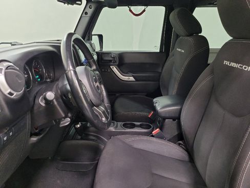 Used 2015 Jeep Wrangler Rubicon w/ Power Convenience Group AWD/4WD image 17