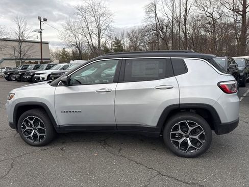 New 2026 Jeep Compass Limited image 11