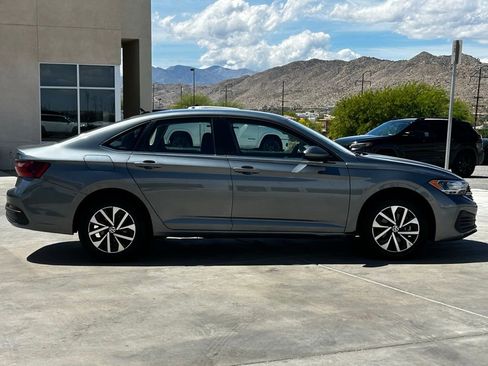 Used 2024 Volkswagen Jetta S image 9