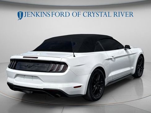 Used 2021 Ford Mustang Premium RWD image 5