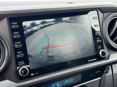 Used 2021 Toyota Tacoma TRD Sport w/ Technology Package image 11