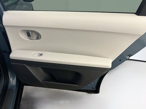 Used 2024 Hyundai Ioniq 5 SE image 31