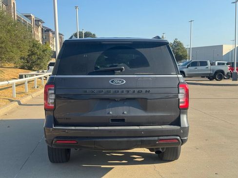Used 2024 Ford Expedition Limited RWD image 5