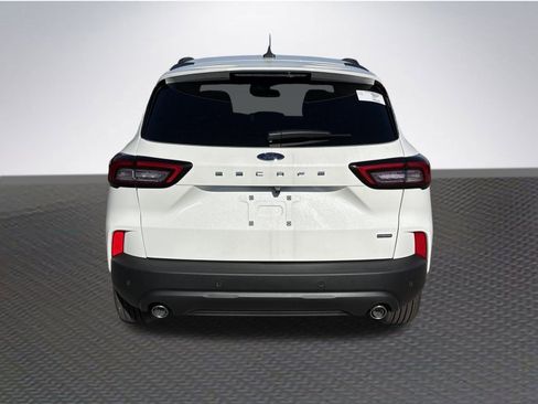 New 2025 Ford Escape ST-Line w/ Equipment Group 301A image 9