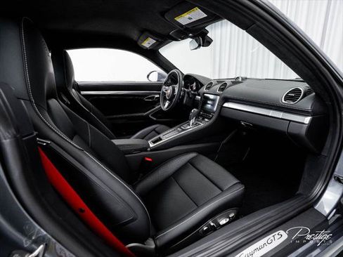 Used 2025 Porsche 718 Cayman GTS RWD image 34