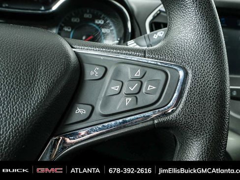 Used 2017 Chevrolet Cruze LT image 11