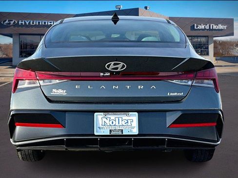 New 2026 Hyundai Elantra Limited image 4