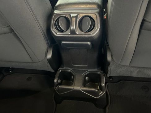 Certified 2021 Jeep Wrangler Unlimited Sport image 29