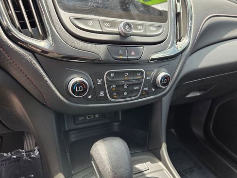 Certified 2022 Chevrolet Equinox RS w/ Infotainment Package AWD/4WD image 25