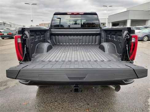 New 2026 GMC Sierra 2500 Denali w/ Denali Reserve Package image 7
