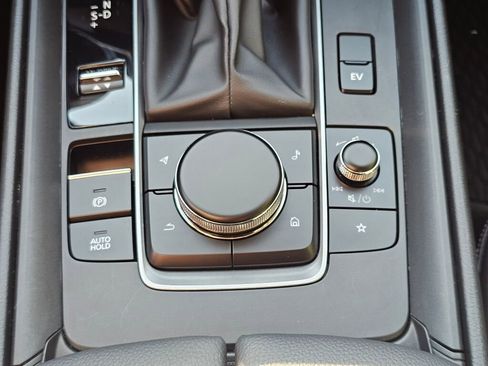 Certified 2025 MAZDA CX-50 2.5 Hybrid w/ Weather Package image 28