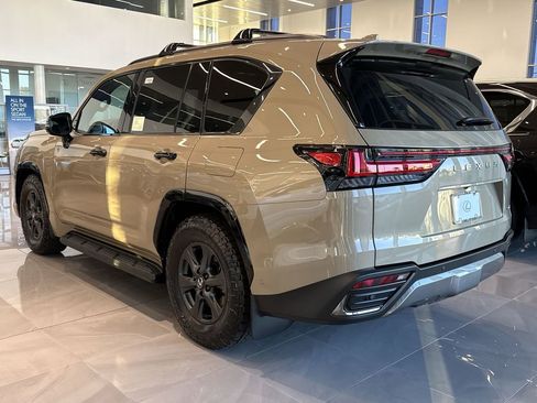 New 2026 Lexus LX 700h Overtrail AWD/4WD image 2