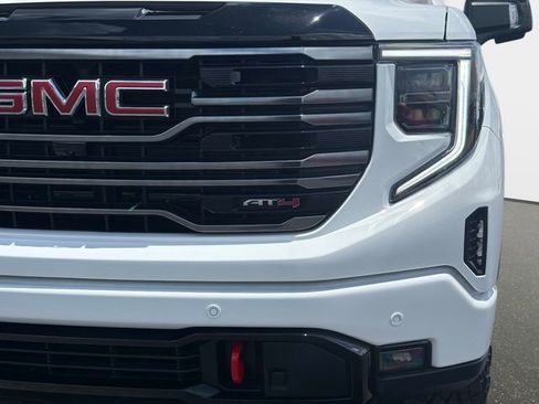 New 2026 GMC Sierra 1500 AT4 w/ AT4 Premium Package AWD/4WD image 9