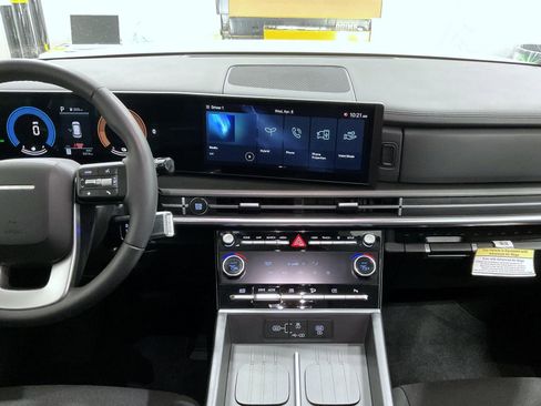 Certified 2026 Hyundai Santa Fe SE image 13