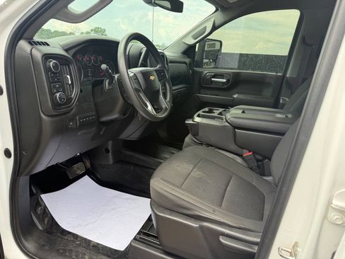 Used 2022 Chevrolet Silverado 2500 W/T w/ WT Convenience Package AWD/4WD image 15