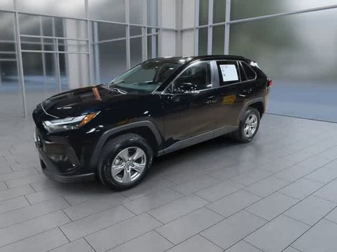Certified 2024 Toyota RAV4 XLE AWD/4WD image 4